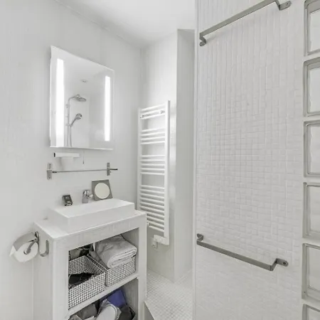 Le Vendome - Moderne & Elegant - Business Apartment *